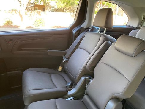 Used 2019 Honda Odyssey EX image 36