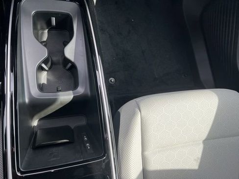 New 2026 Volkswagen ID.4 Pro S AWD/4WD image 16