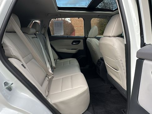 Certified 2023 Nissan Rogue SV w/ SV Premium Package image 24