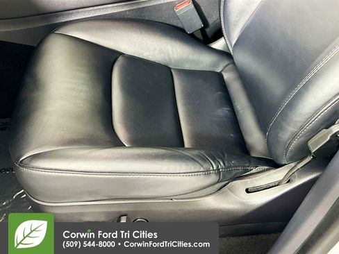 Used 2020 Tesla Model Y Long Range image 21