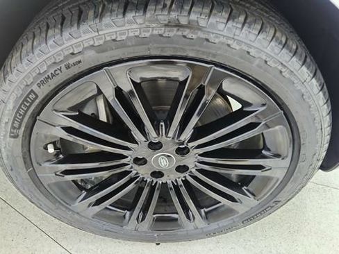 Used 2023 Land Rover Range Rover SE image 58