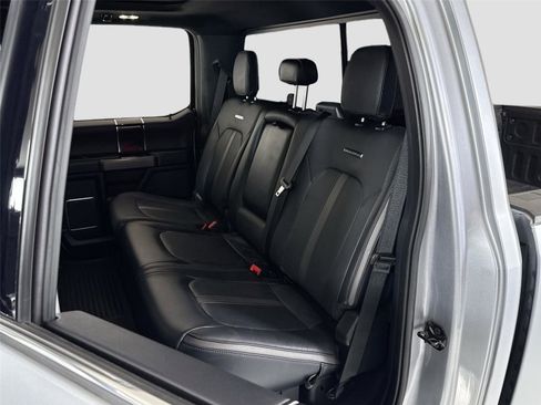 Used 2022 Ford F350 Platinum w/ FX4 Off-Road Package AWD/4WD image 25