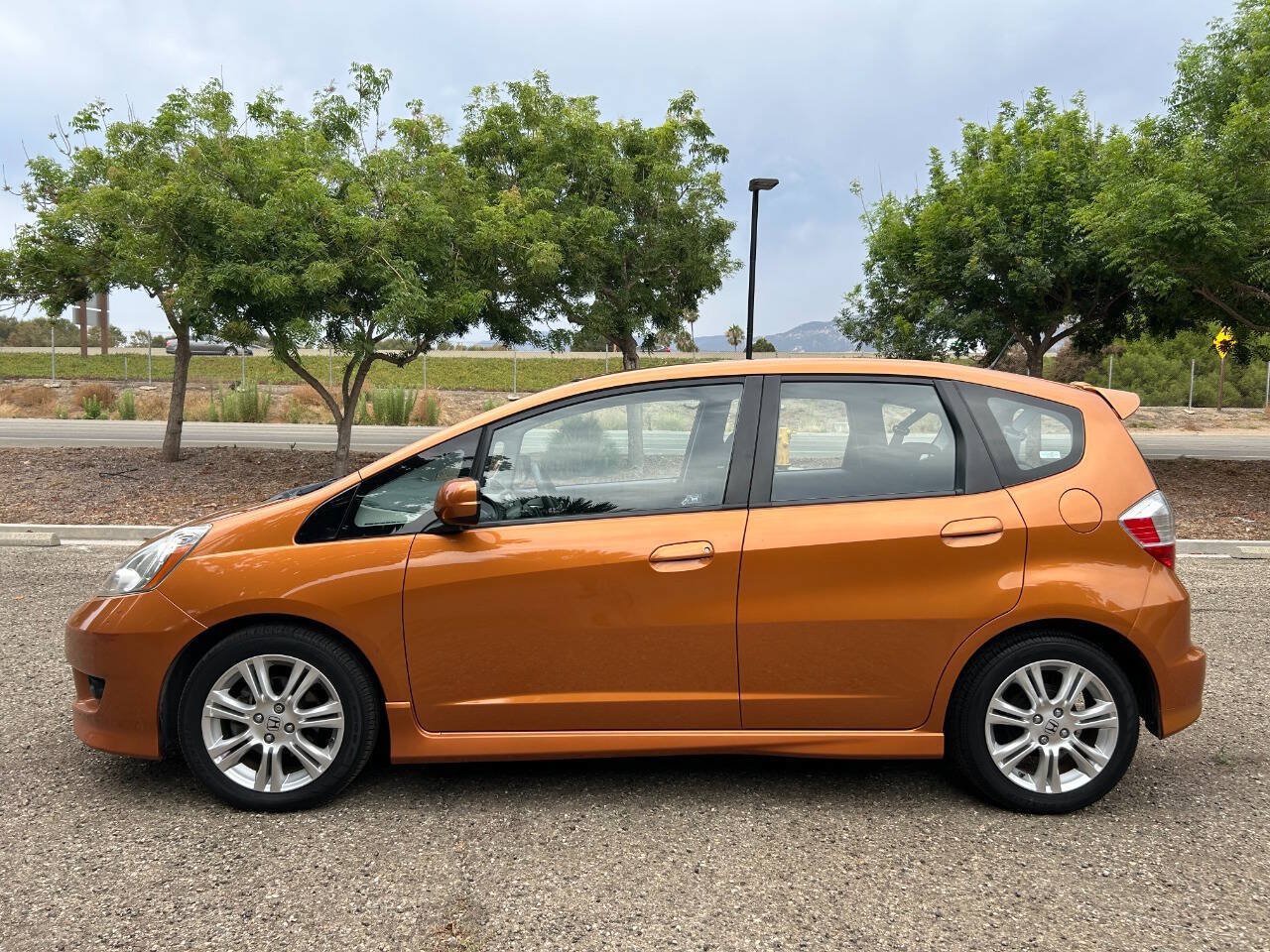 Used 2009 Honda Fit Sport image 24