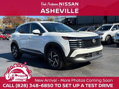 Certified 2025 Nissan Kicks SV