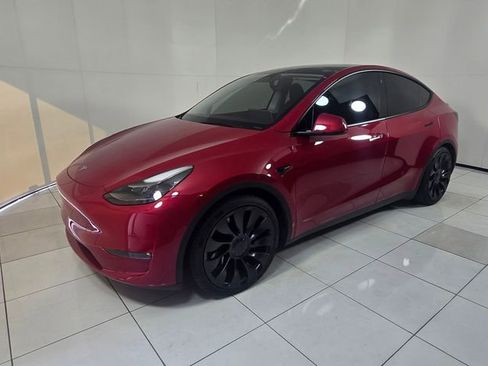 Used 2023 Tesla Model Y Performance AWD/4WD image 4
