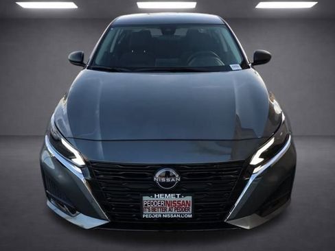 New 2025 Nissan Altima 2.5 S image 9