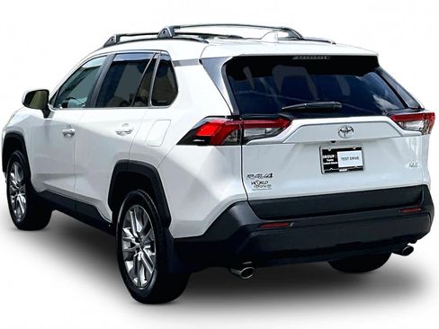Used 2024 Toyota RAV4 XLE Premium FWD image 12