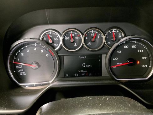 Used 2021 Chevrolet Tahoe RST w/ Luxury Package AWD/4WD image 18