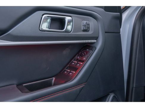 New 2026 Ford Explorer ST-Line w/ ST-Line Street Pack image 21