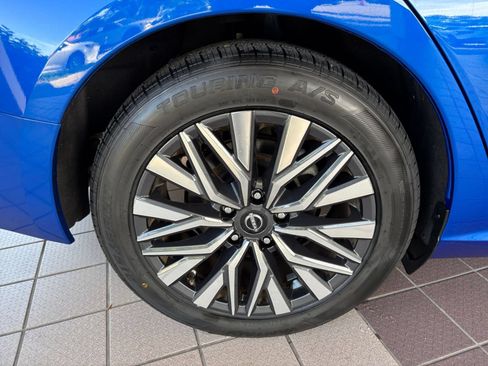 Used 2025 Nissan Altima 2.5 SV FWD image 24