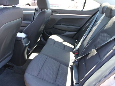 Used 2020 Hyundai Elantra SE w/ Cargo Package (C1) FWD image 31