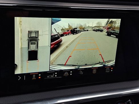 Used 2024 GMC Sierra 1500 Denali w/ Denali Reserve Package image 18