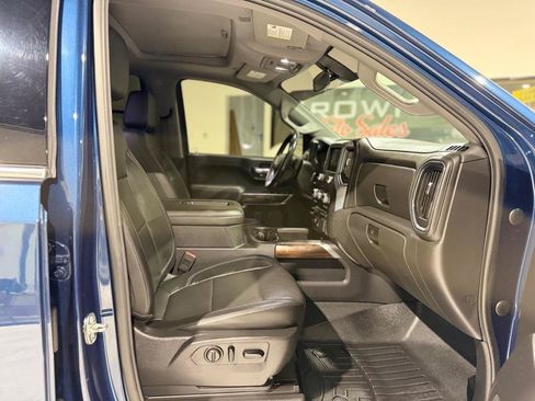 Used 2019 GMC Sierra 1500 SLT w/ SLT Premium Package AWD/4WD image 13