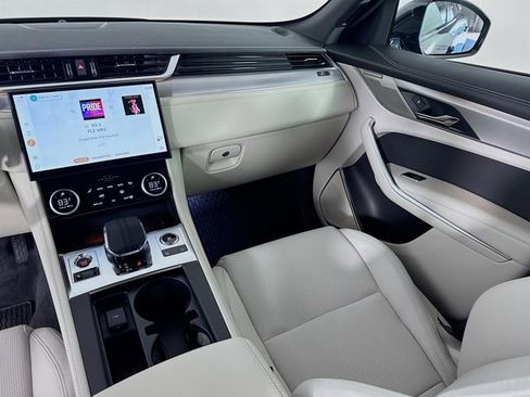 Used 2025 Jaguar F-PACE R-Dynamic S image 26