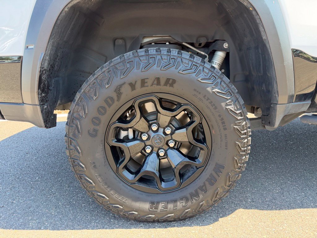 Used 2025 RAM 1500 RHO AWD/4WD image 9