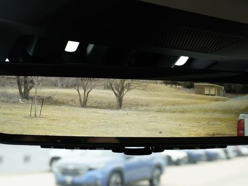 Certified 2025 Subaru Ascent Bronze Edition w/ Onyx Package image 36