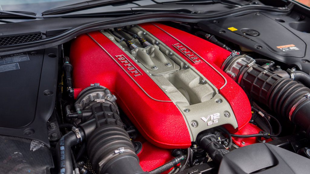 Used 2022 Ferrari 812 GTS RWD image 34