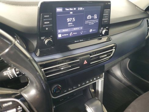 Used 2023 Kia Seltos S image 18