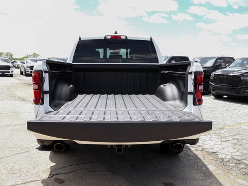 New 2026 RAM 1500 Laramie AWD/4WD image 14