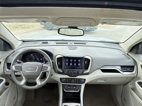 Used 2018 GMC Terrain Denali w/ Advanced Safety Package image 16