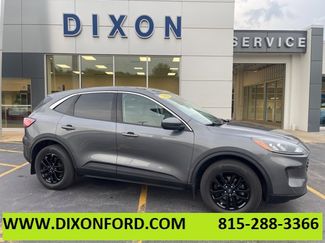 Used 2021 Ford Escape SE image 1