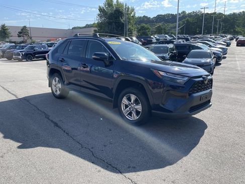 Used 2023 Toyota RAV4 XLE w/ XLE Grade Weather Package AWD/4WD image 6