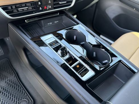 New 2026 Volkswagen Atlas Cross Sport SEL AWD/4WD image 13