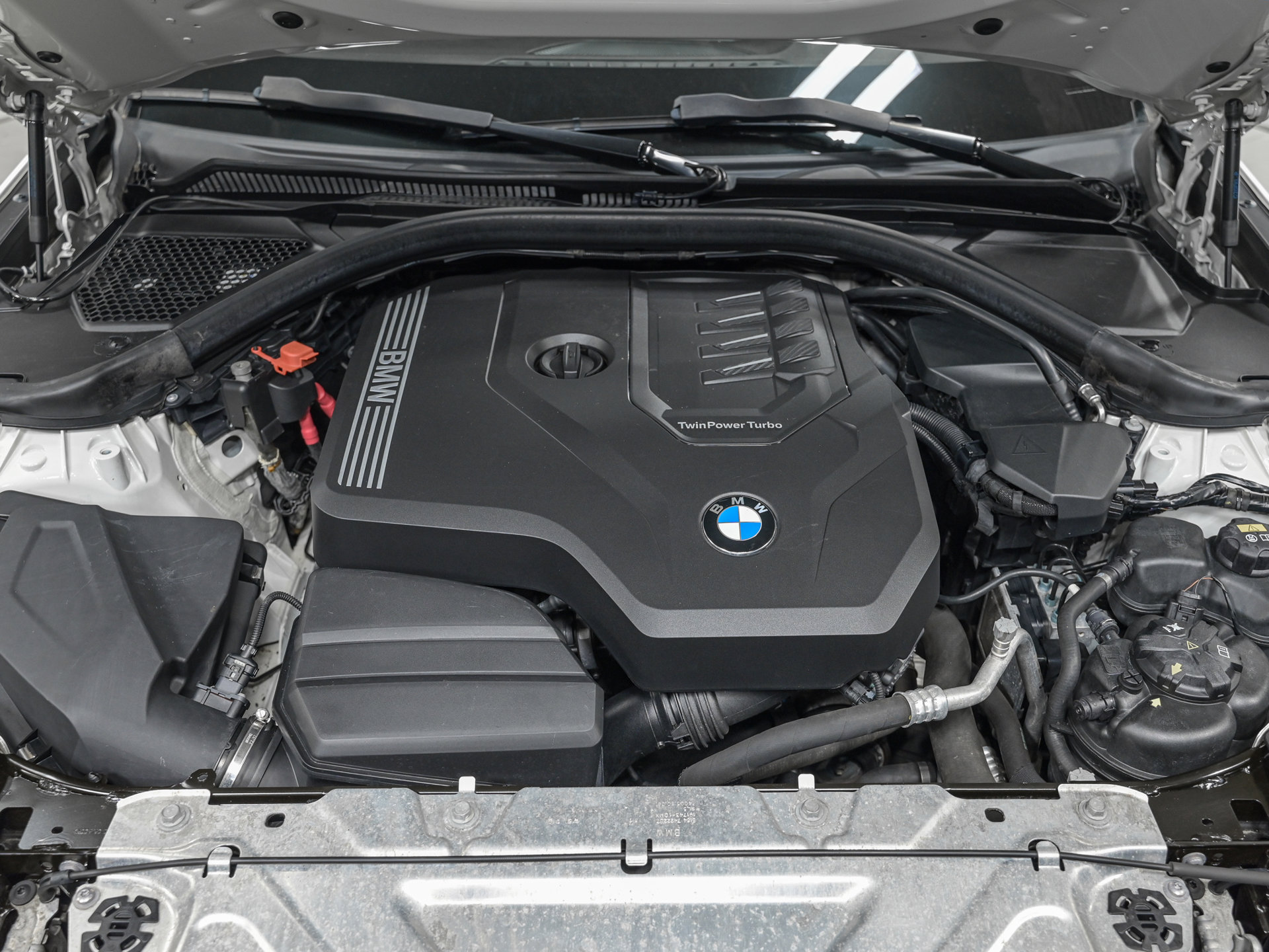 Used 2020 BMW 330i xDrive Sedan w/ Convenience Package AWD/4WD image 13