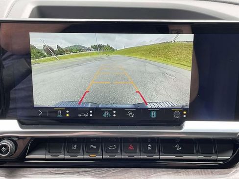 Used 2024 Chevrolet Silverado 2500 LTZ w/ LTZ Plus Package image 23