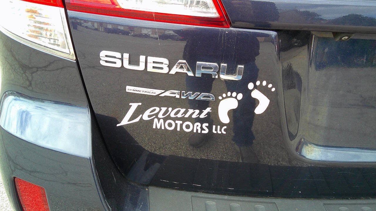 Used 2012 Subaru Outback 2.5i Limited w/ Moonroof Pkg AWD/4WD image 11