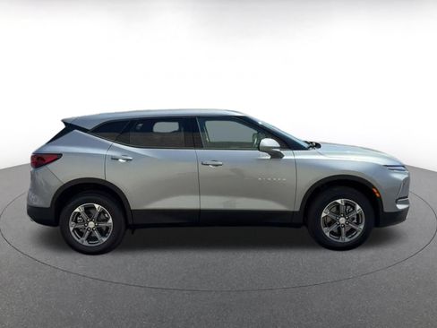 Used 2026 Chevrolet Blazer LT AWD/4WD image 16