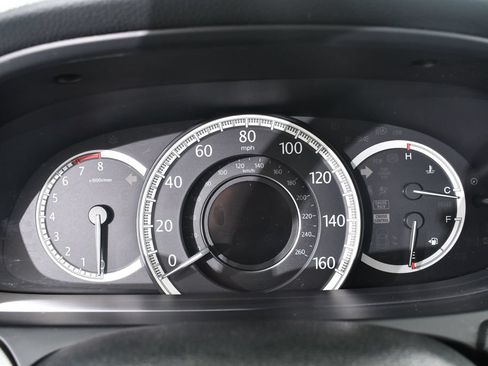 Used 2013 Honda Accord LX image 24