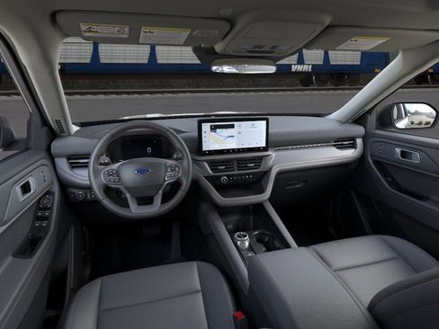 New 2026 Ford Explorer Active AWD/4WD image 9