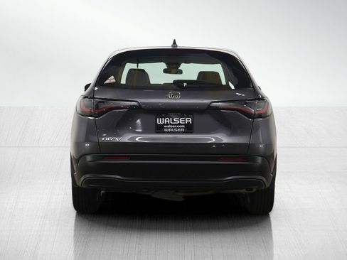 Used 2023 Honda HR-V LX image 5