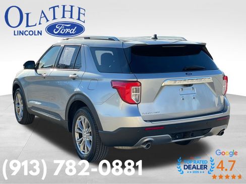 Used 2022 Ford Explorer Limited w/ Equipment Group 301A image 3