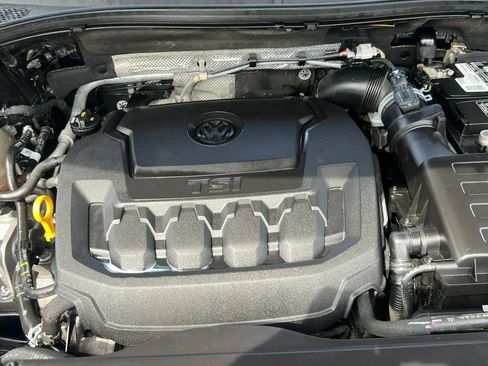 Used 2018 Volkswagen Tiguan S FWD image 34