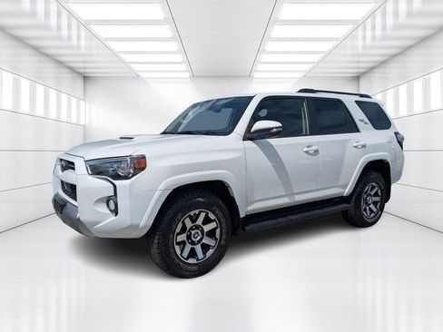 Used 2020 Toyota 4Runner TRD Off-Road Premium image 1
