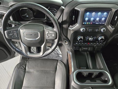 Used 2022 GMC Sierra 2500 Denali AWD/4WD image 16