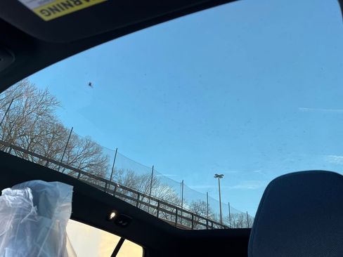 New 2026 Volvo EX30 Plus w/ Climate Package image 20