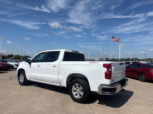 Used 2023 Chevrolet Silverado 1500 LT AWD/4WD image 12