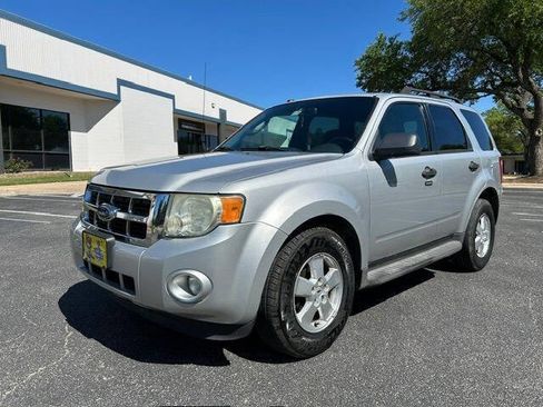 Used 2009 Ford Escape XLT FWD image 3