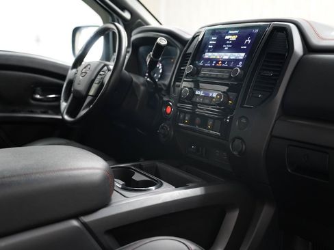 Used 2023 Nissan Titan PRO-4X w/ Pro-4x Utility Package AWD/4WD image 17