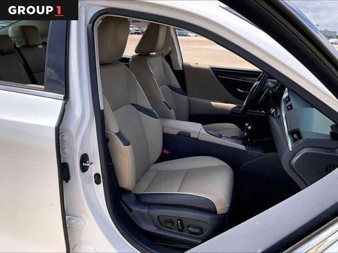 Used 2021 Lexus ES 350 w/ Premium Package image 8