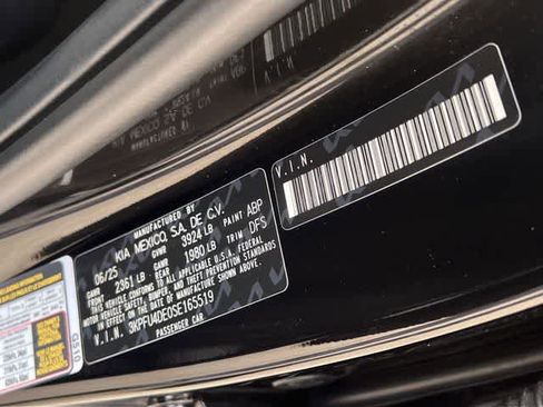 Used 2025 Kia K4 EX FWD image 22