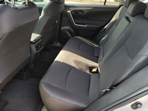 Used 2025 Toyota RAV4 LE FWD image 12