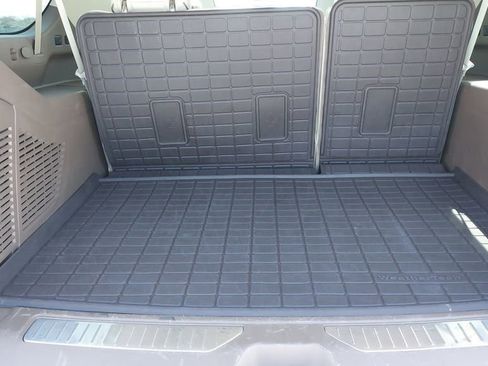 Used 2022 GMC Yukon XL Denali w/ Denali Premium Package image 27