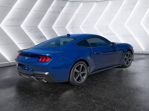 Used 2024 Ford Mustang Coupe image 4