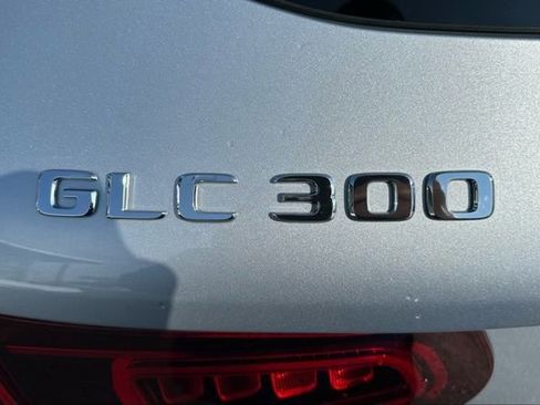 Certified 2022 Mercedes-Benz GLC 300 GLC 300 w/ Multimedia Package Lite image 9