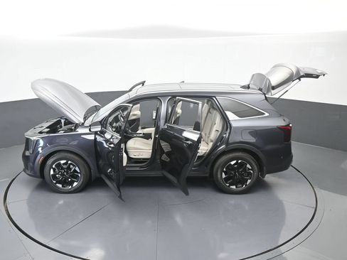 Used 2025 Kia Sorento S w/ Panoramic Sunroof Package FWD image 67