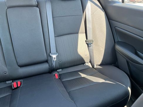 Used 2025 Nissan Altima 2.5 SV image 36